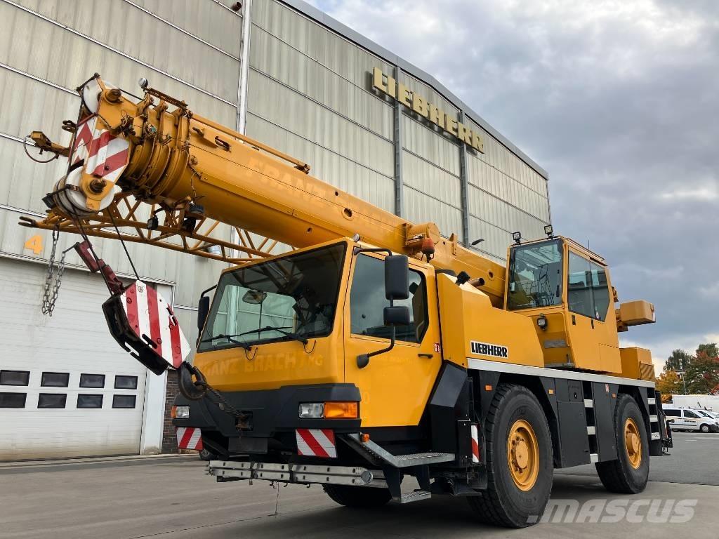 Liebherr LTM 1030-2 Grúas todo terreno