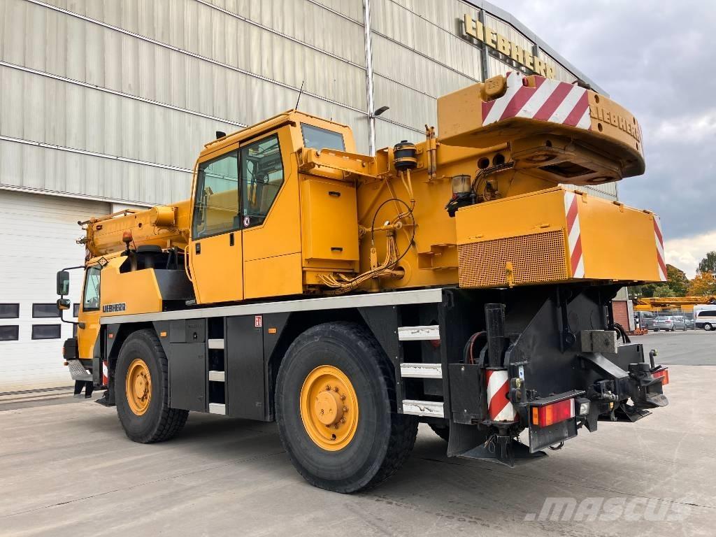 Liebherr LTM 1030-2 Grúas todo terreno