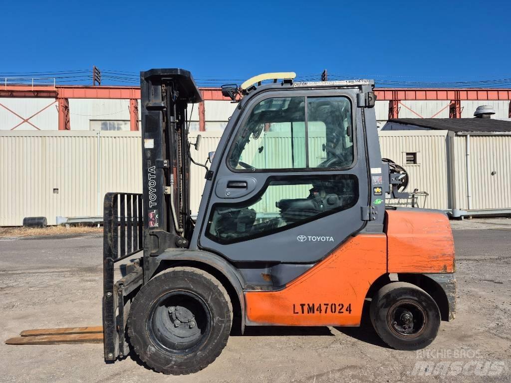 Toyota 8 FGU 30 Otras carretillas elevadoras