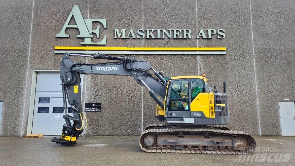 Volvo ECR 235 E L Excavadoras de cadenas
