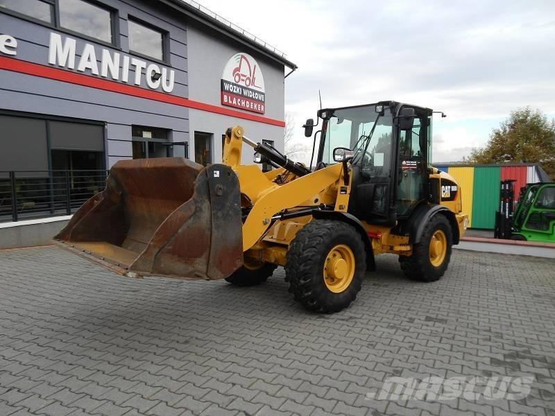 CAT 906M Cargadoras sobre ruedas