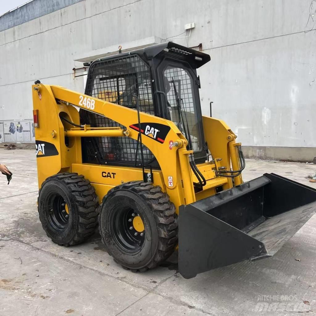 CAT 246 B Palas cargadoras