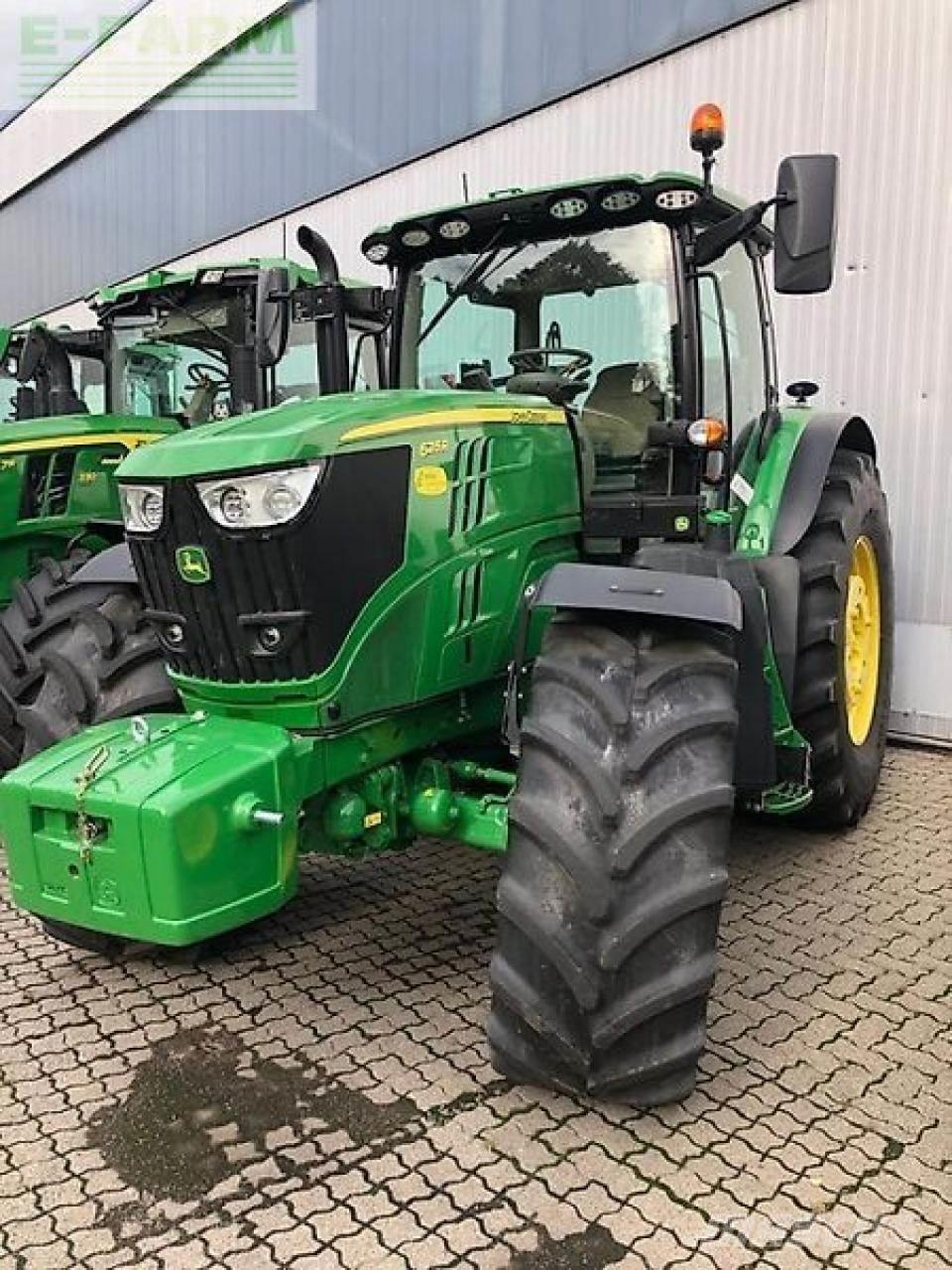 John Deere 6215r Tractores