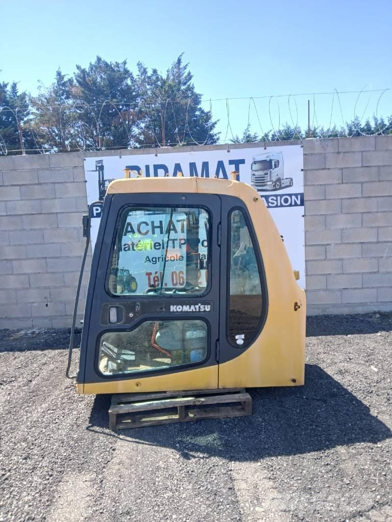 Komatsu PC 210 Cabinas e interior