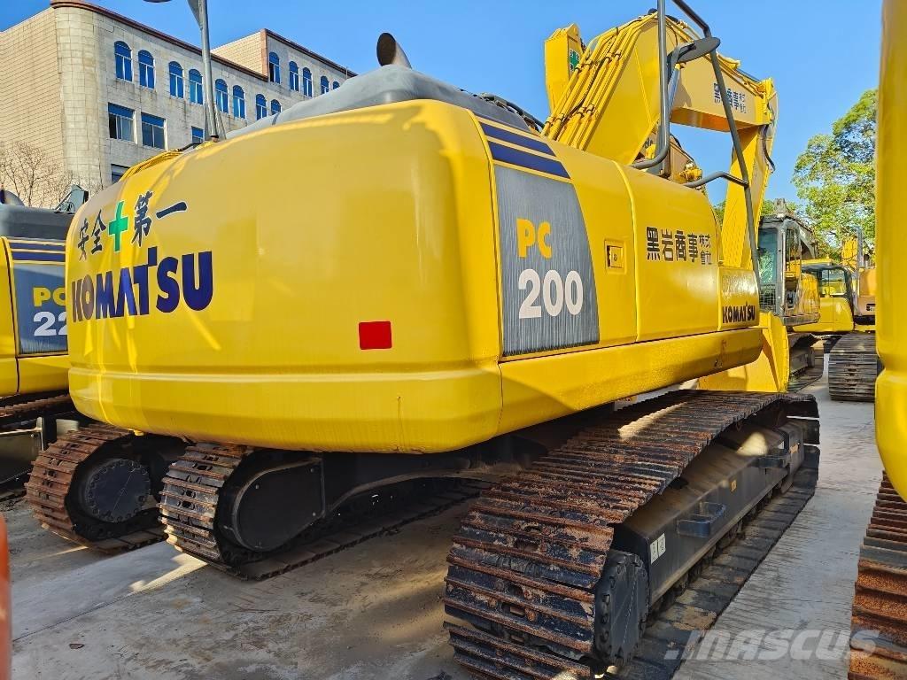 Komatsu PC 200-8 Excavadoras de cadenas