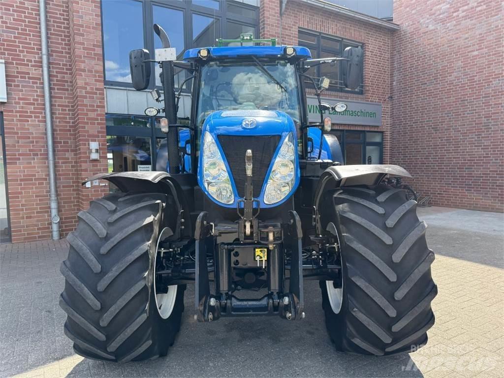 New Holland T7.220 Tractores