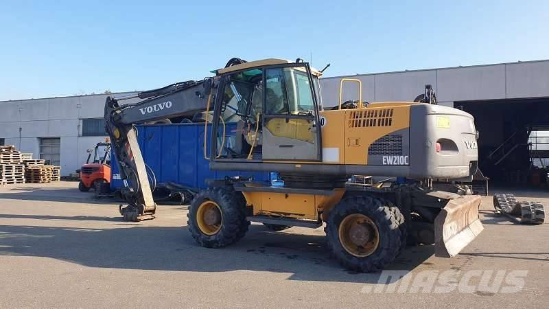 Volvo EW 210 C Excavadoras de ruedas