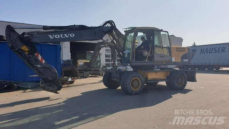Volvo EW 210 C Excavadoras de ruedas