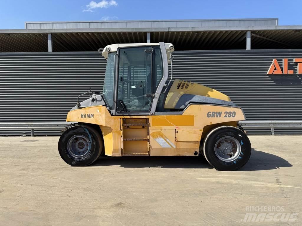 Hamm GRW 280-12H Rodillos sobre neumáticos