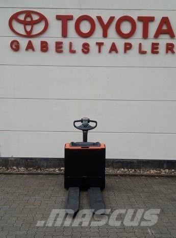 Toyota LWE 200 Apiladores eléctricos