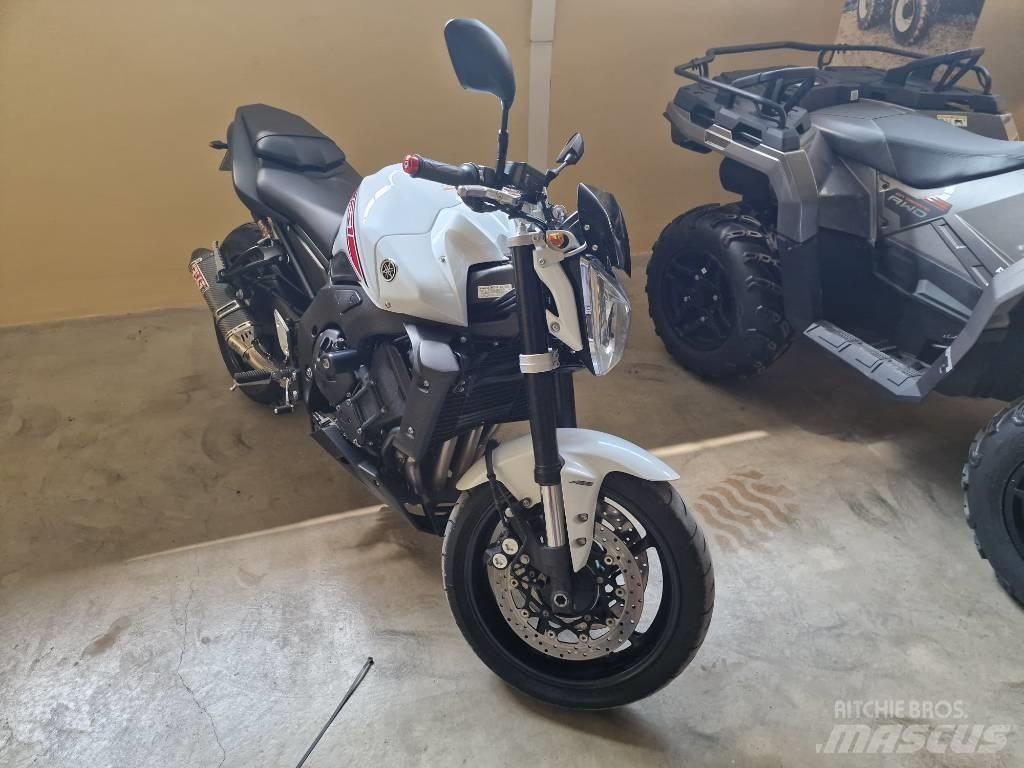 Yamaha FZ1 Transporte - Otros