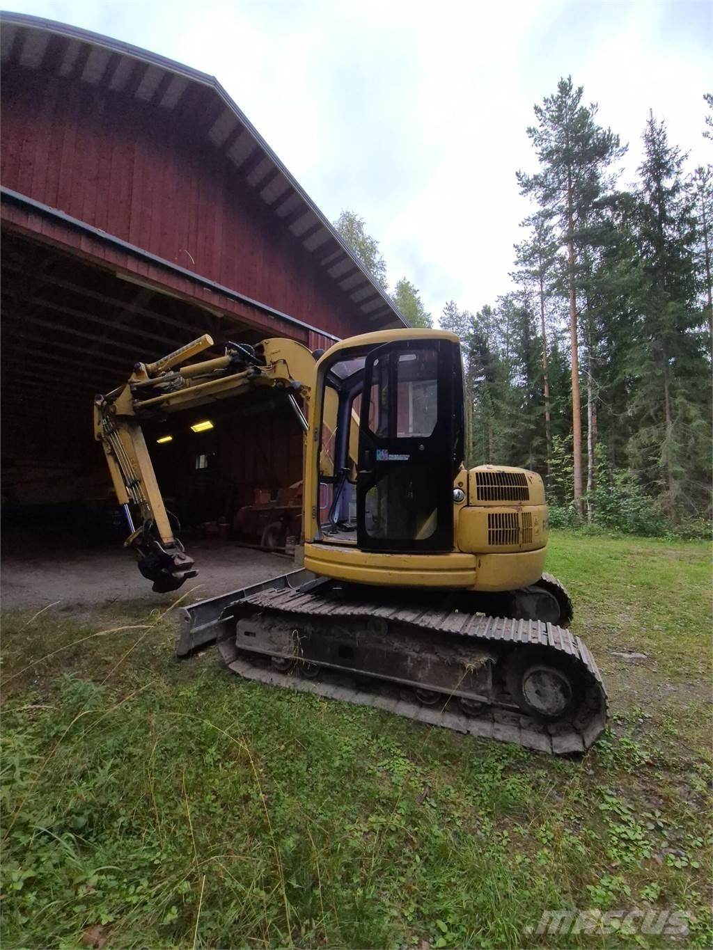 Komatsu PC75 UU Excavadoras de cadenas
