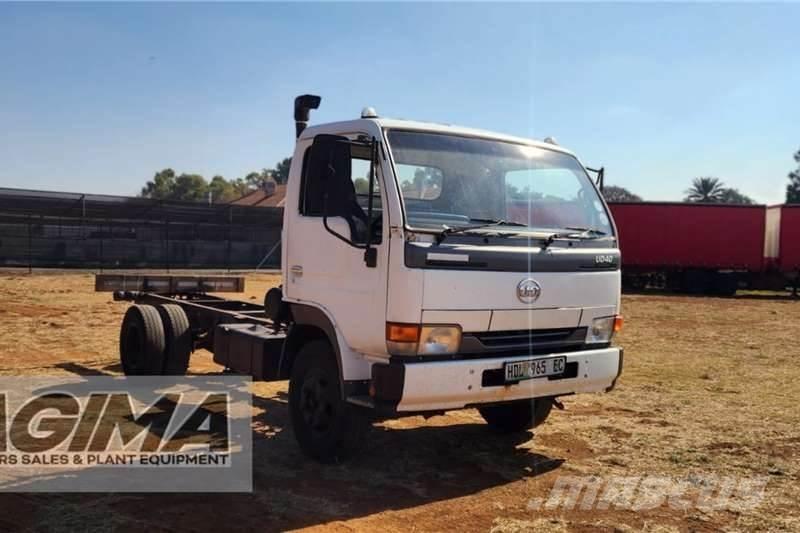 Nissan UD40 Otros camiones