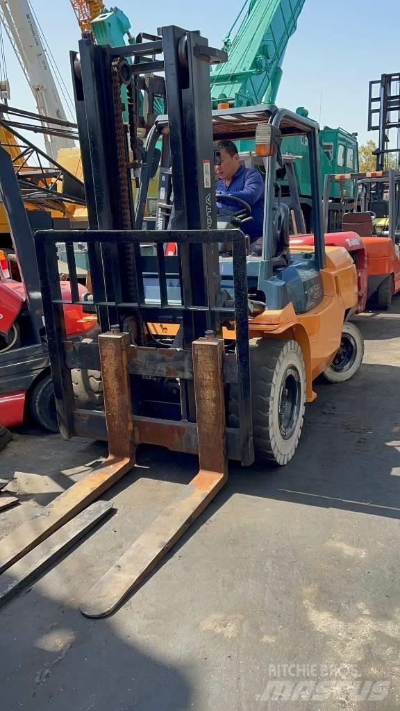 Toyota 5 Ton Carretillas diesel