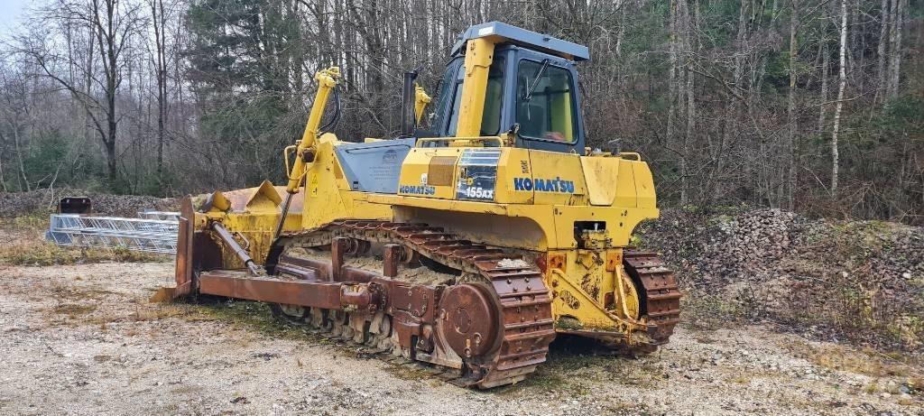 Komatsu D 155 AX-5 Buldozer sobre oruga