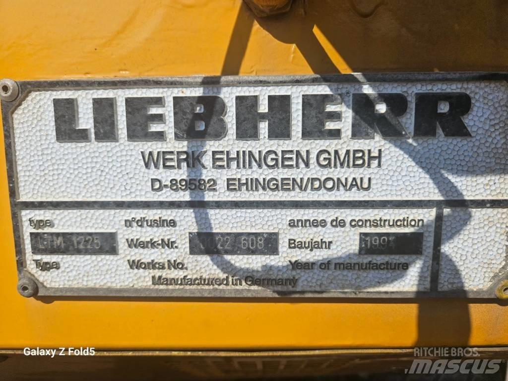 Liebherr LTM1225 Grúas todo terreno