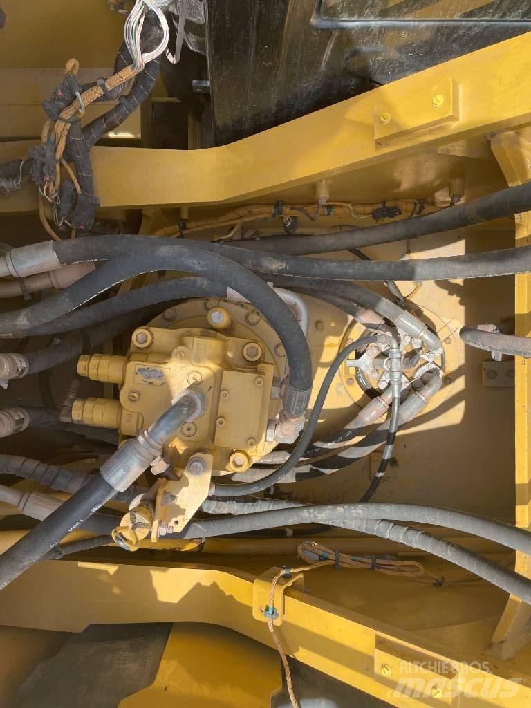 CAT CAT330GC Excavadoras 7t - 12t