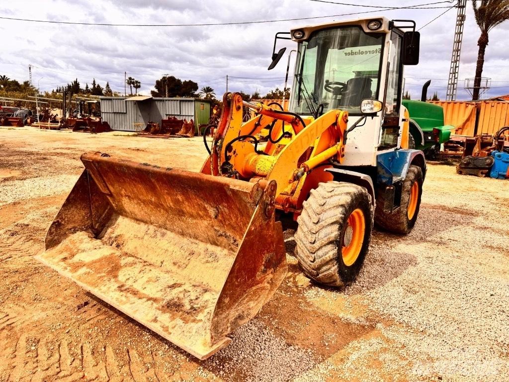 Liebherr L 507 Cargadoras sobre ruedas
