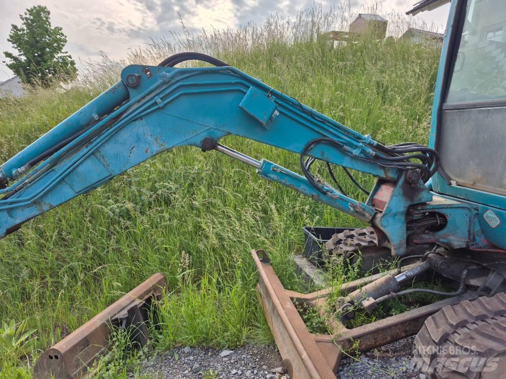 Takeuchi TB 235 Mini excavadoras < 7t