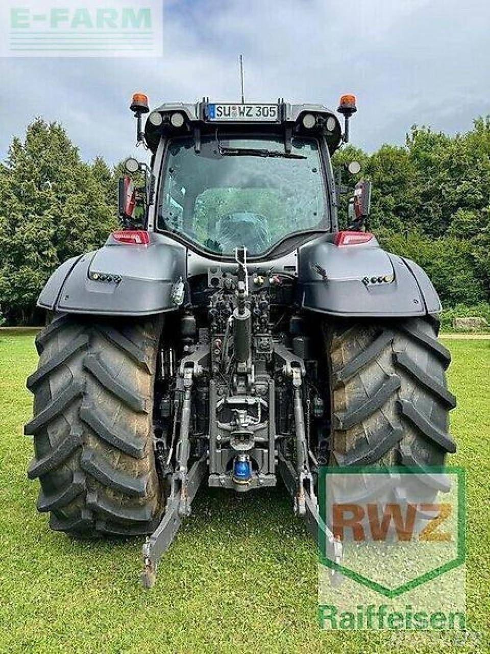 Valtra q305 Tractores