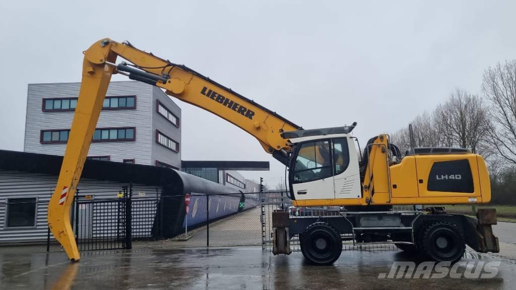 Liebherr LH 40 M Excavadoras de manutención