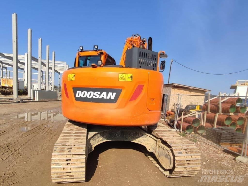 Doosan DX 235 LCR-5 Excavadoras de cadenas