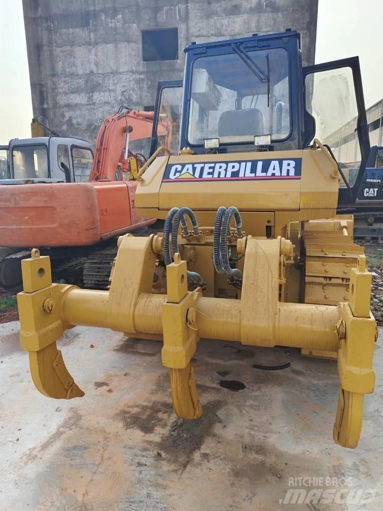 CAT D 6 G Buldozer sobre oruga