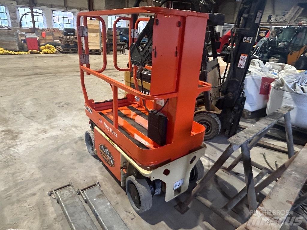 JLG 1230 ES Ascensores de personal y montacargas de acceso