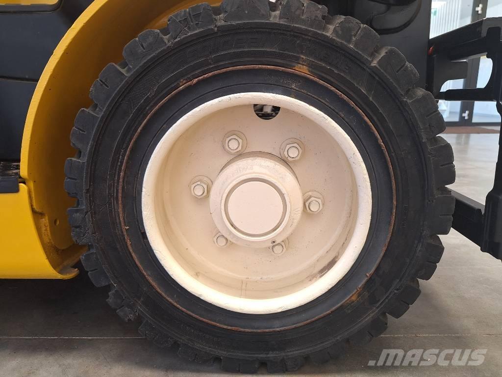 Yale GLP 25 VX Carretillas LPG