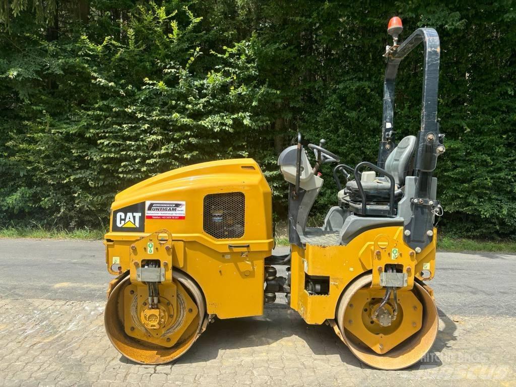 CAT CB 24 B Rodillos de doble tambor