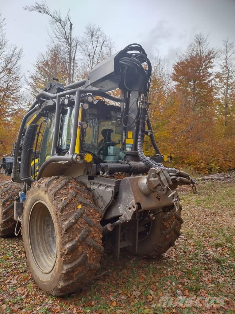 Valtra N 153 forst Tractor forestal