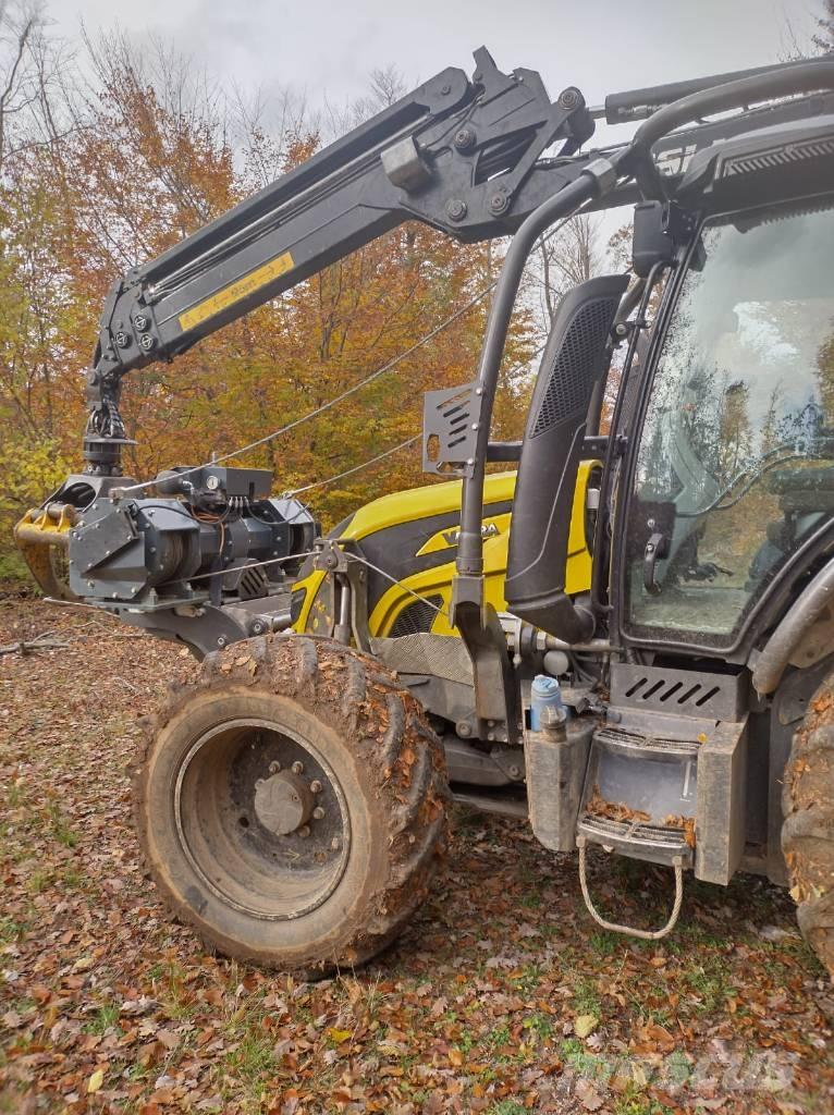 Valtra N 153 forst Tractor forestal