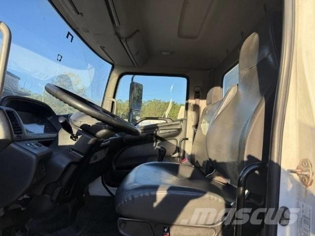 Hino 338 Camiones botelleros