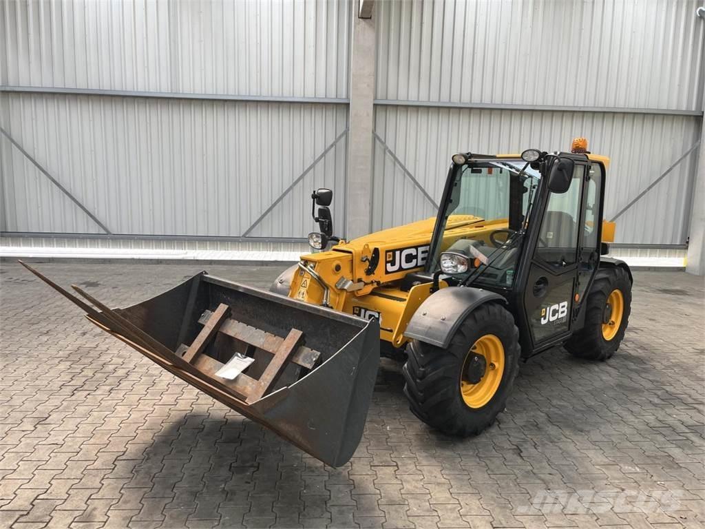 JCB 525-60 Hi Viz Manipuladores telescópicos agrícolas