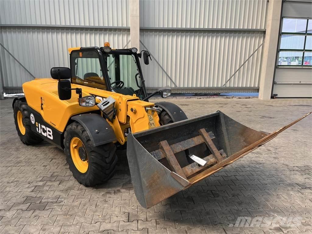 JCB 525-60 Hi Viz Manipuladores telescópicos agrícolas
