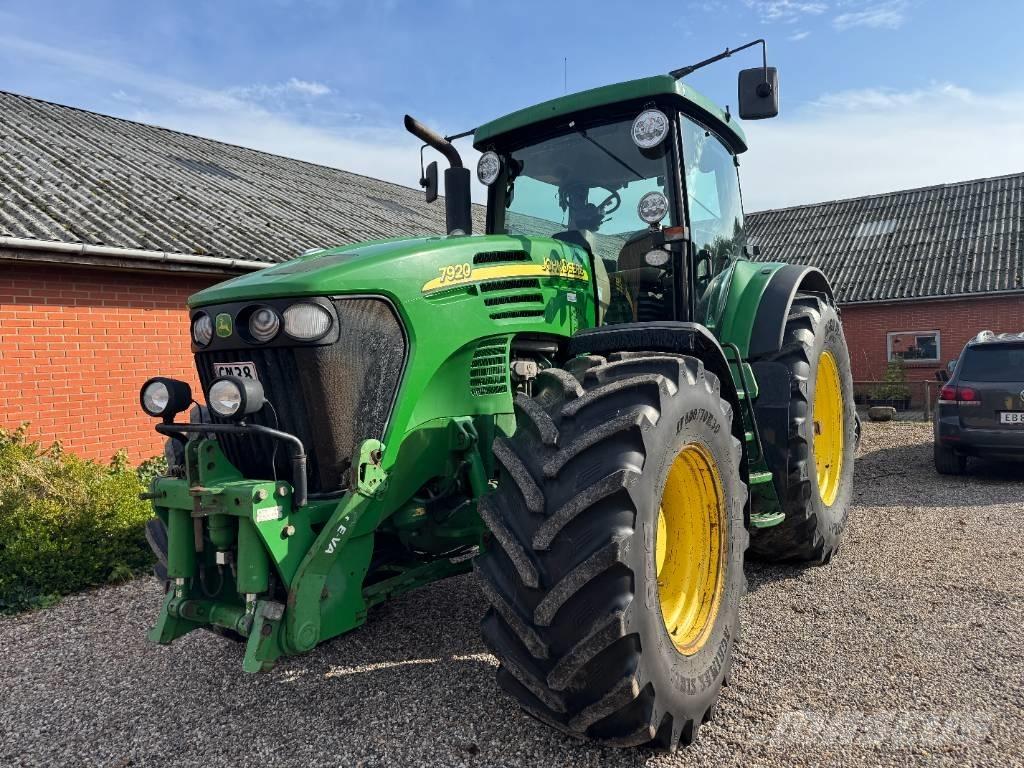 John Deere 7920 Tractores