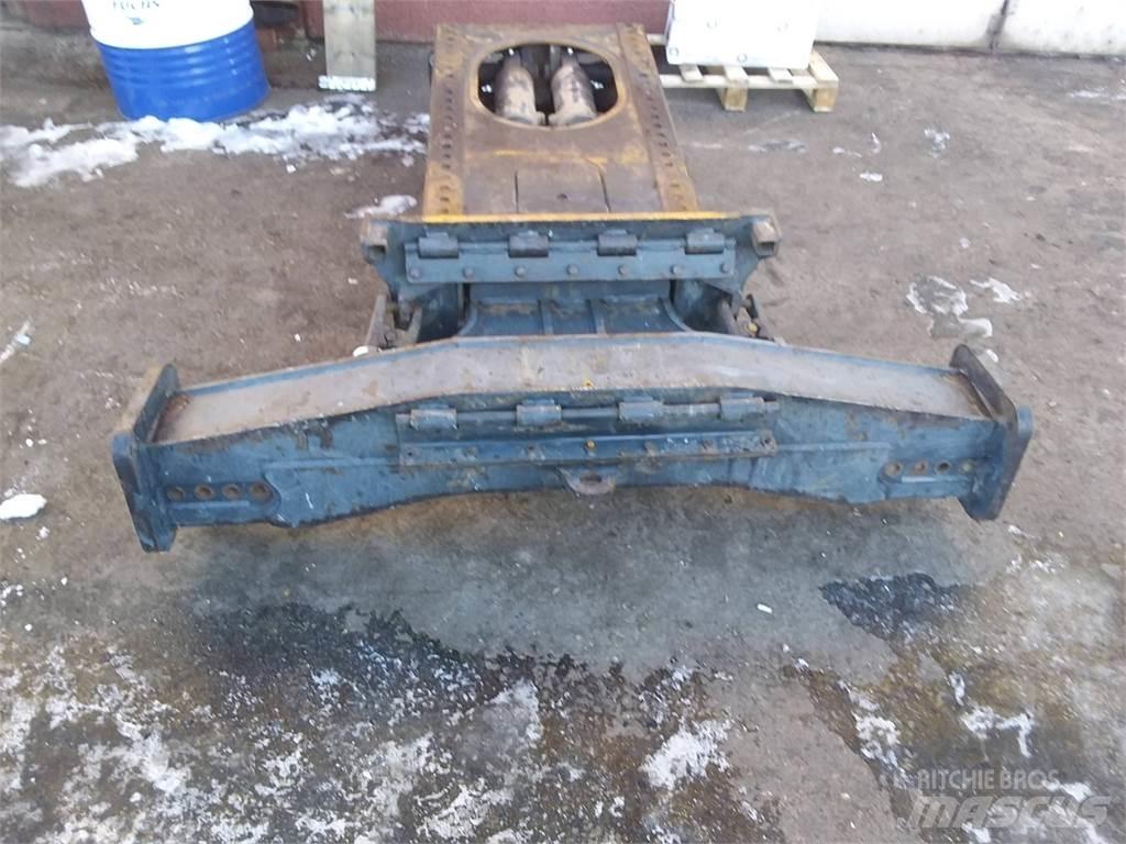 Ponsse 10WD Chasis y suspención