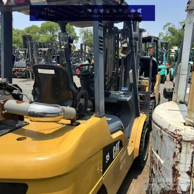 CAT 35 Carretillas diesel