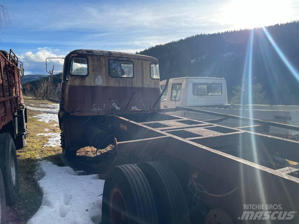 Scania LBS 76 Camiones bañeras basculantes o volquetes