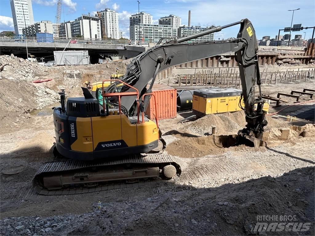 Volvo ECR235EL Excavadoras de cadenas