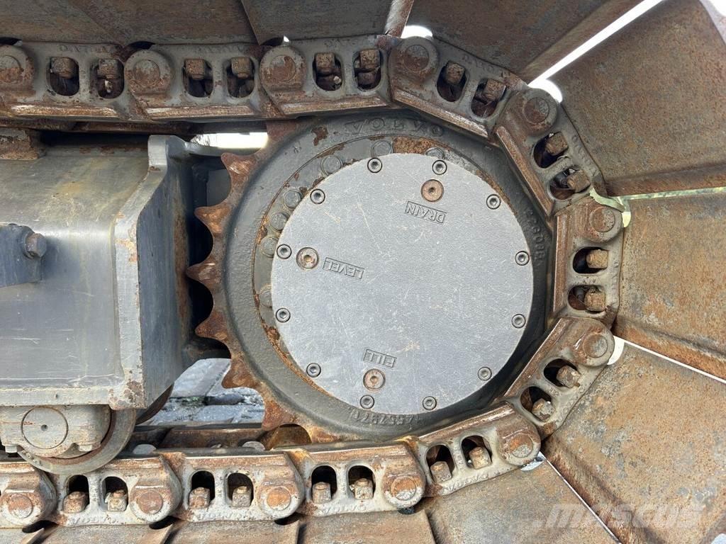 Volvo ECR145EL Excavadoras de cadenas