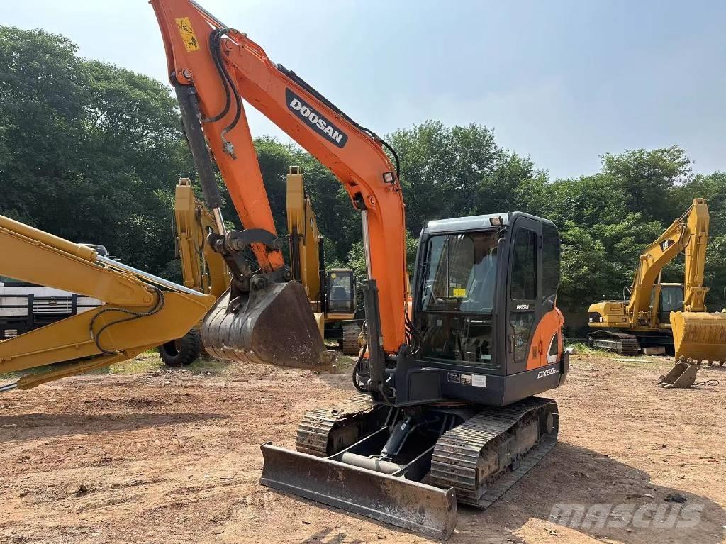 Doosan DX 60 Excavadoras de cadenas