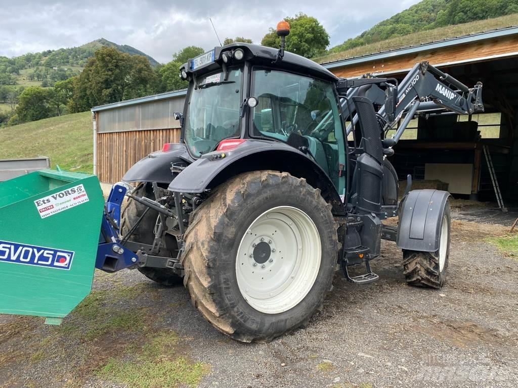 Valtra N134  HiTECH Tractores