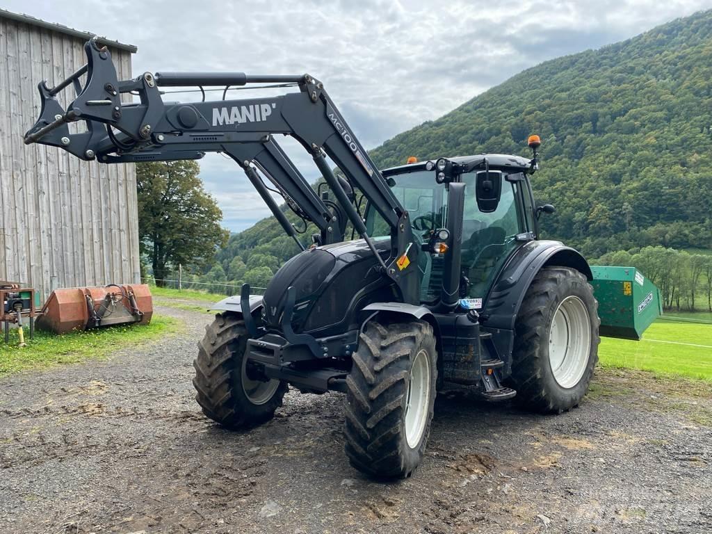 Valtra N134  HiTECH Tractores