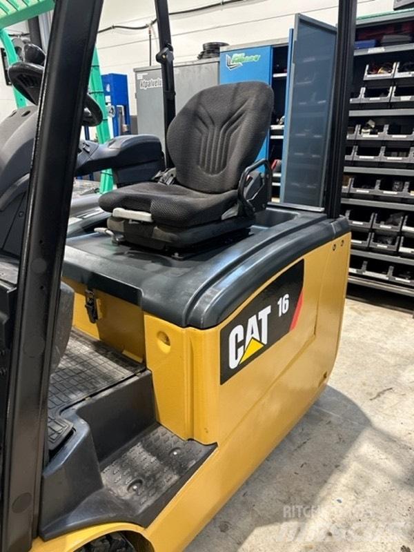 CAT EP 16 CPNT Carretillas de horquilla eléctrica