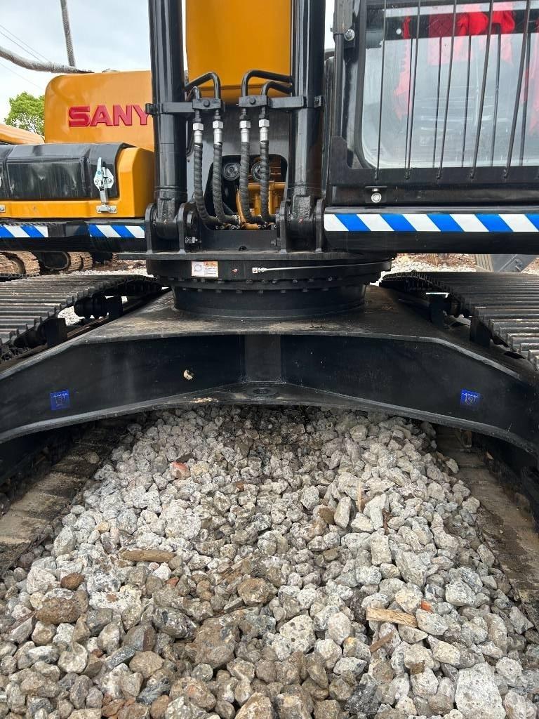 Sany SY 215 C Excavadoras de cadenas