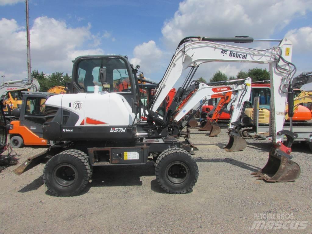 Bobcat E 57 W Excavadoras de ruedas