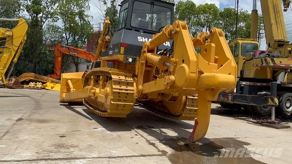 Shantui SD 32 Buldozer sobre oruga