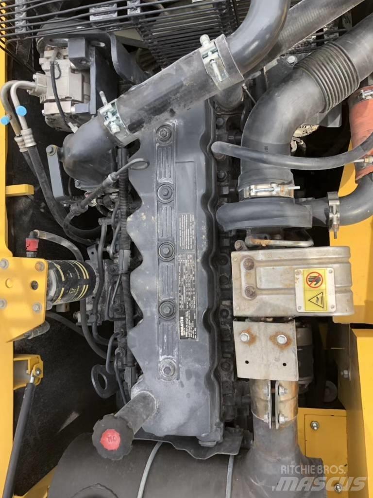 Komatsu 210LC-8 Excavadoras de cadenas