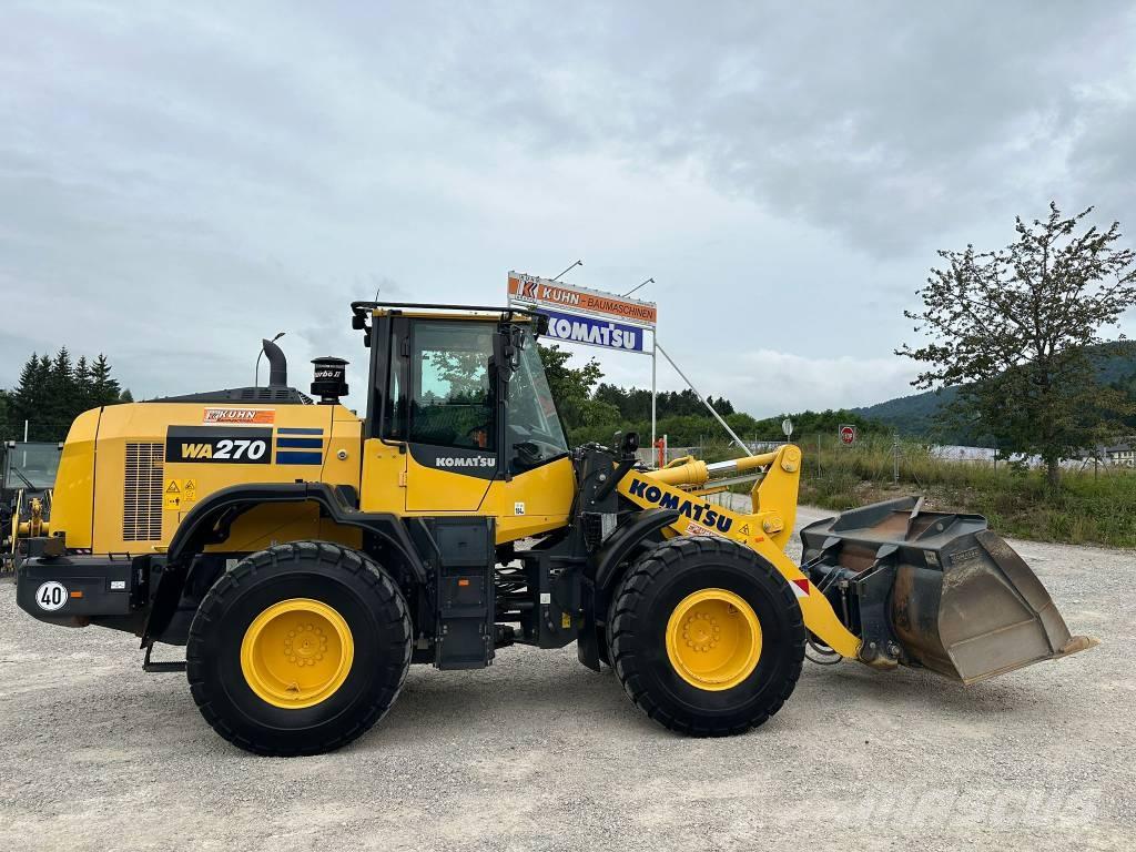 Komatsu WA 270-8 Cargadoras sobre ruedas